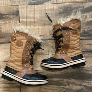 Sorel snow boots